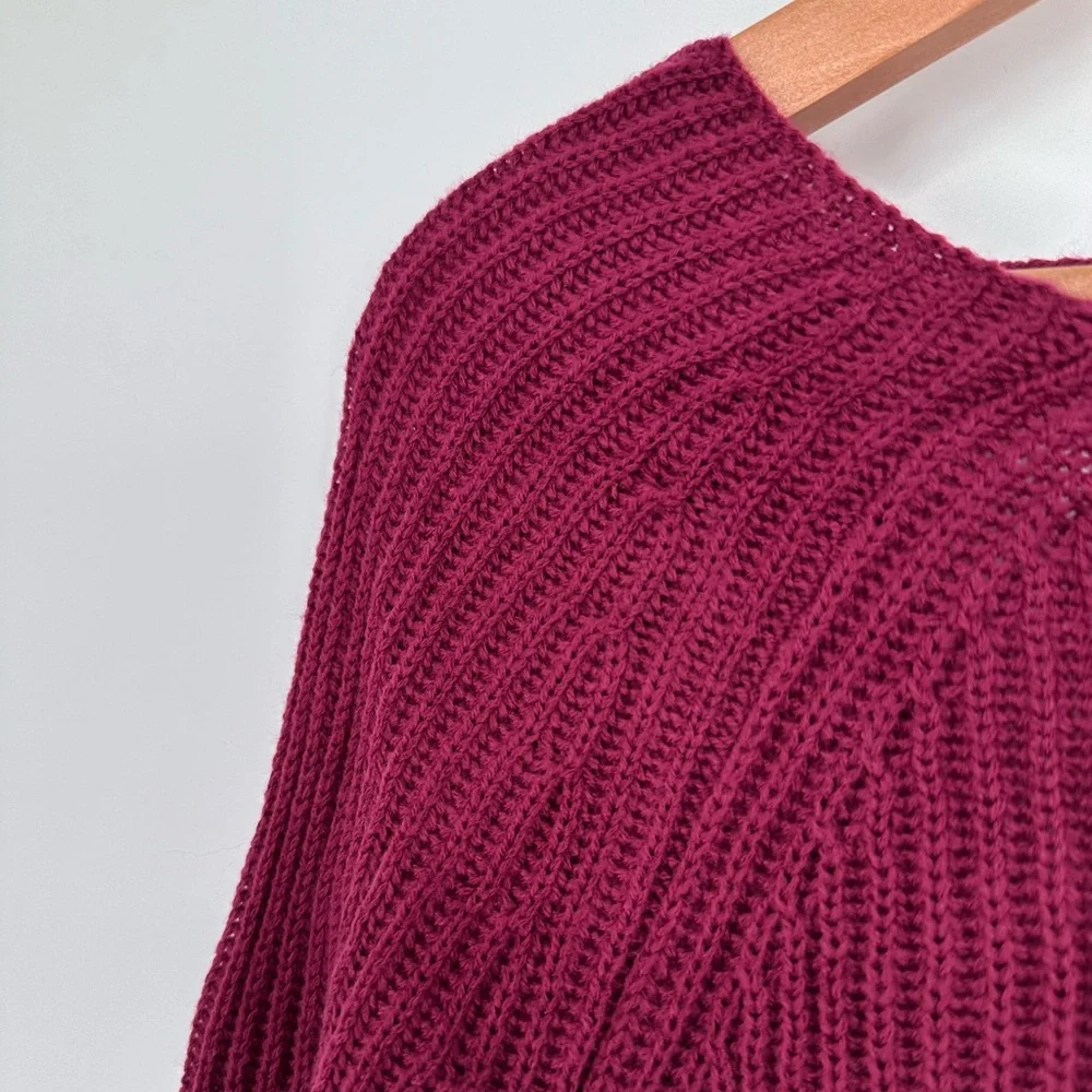 Hayden LA Burgundy Knit Sweater size 1X Flared Cuff Long Sleeve NWT Back Cutout